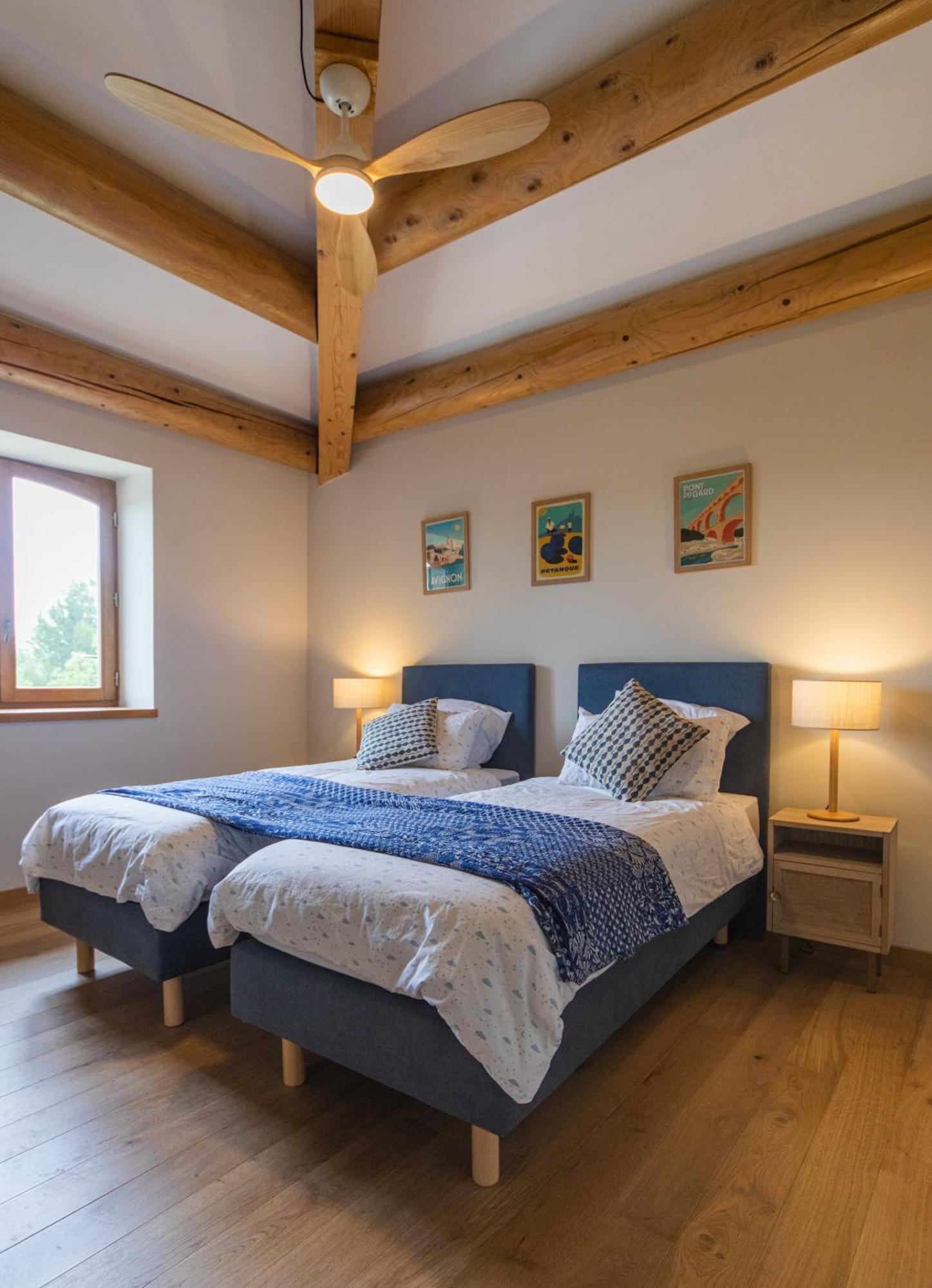 Les Yourtes De Provence Bed & Breakfast Saint-Paulet-de-Caisson Bilik gambar